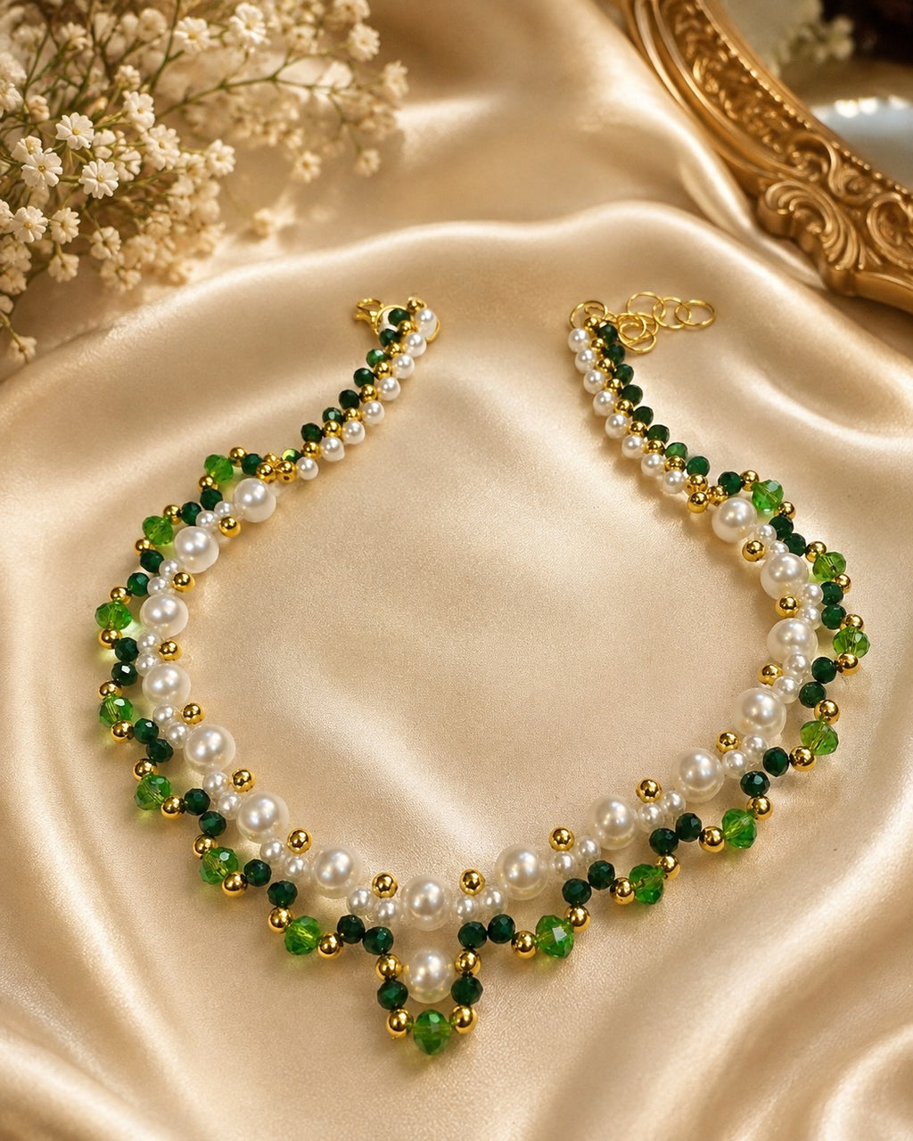 Pearl and Beads Delicate Party Necklace